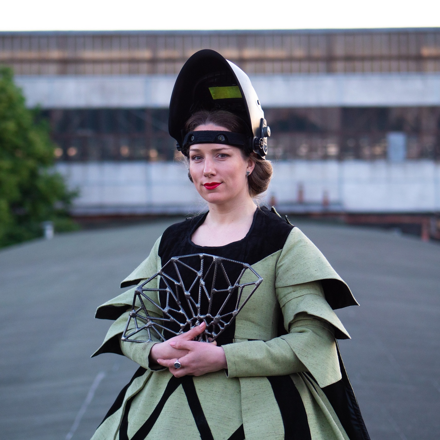 АЛЕКСАНДРА WELD QUEEN