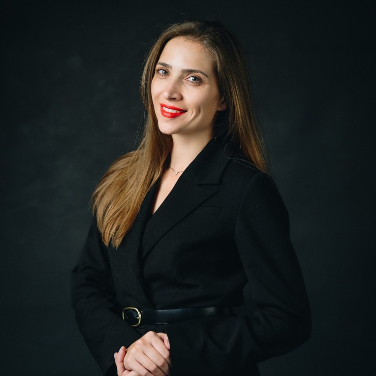 Елена Орзя